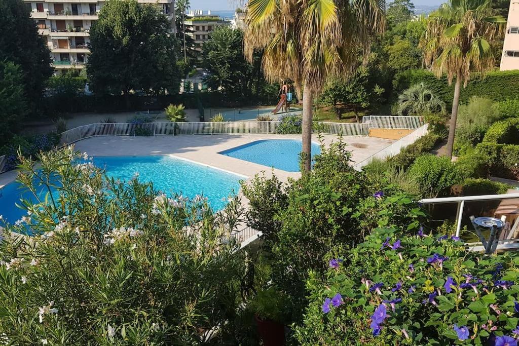 Appartement Vue Mer Sur Les Hauteurs De Nice Exteriör bild